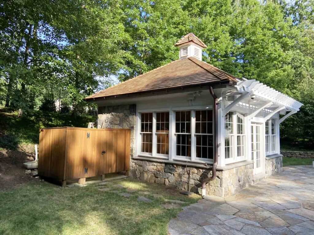 Home with Tapersawn cedar shingles