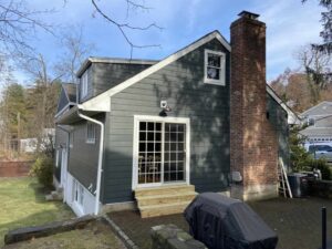 Blue JamesHardie siding on home on Tarrytown