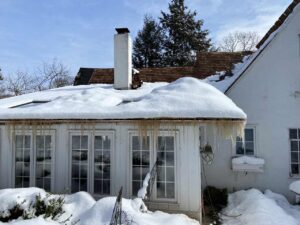 Snow on roof 