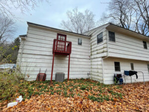 Worn siding on a home