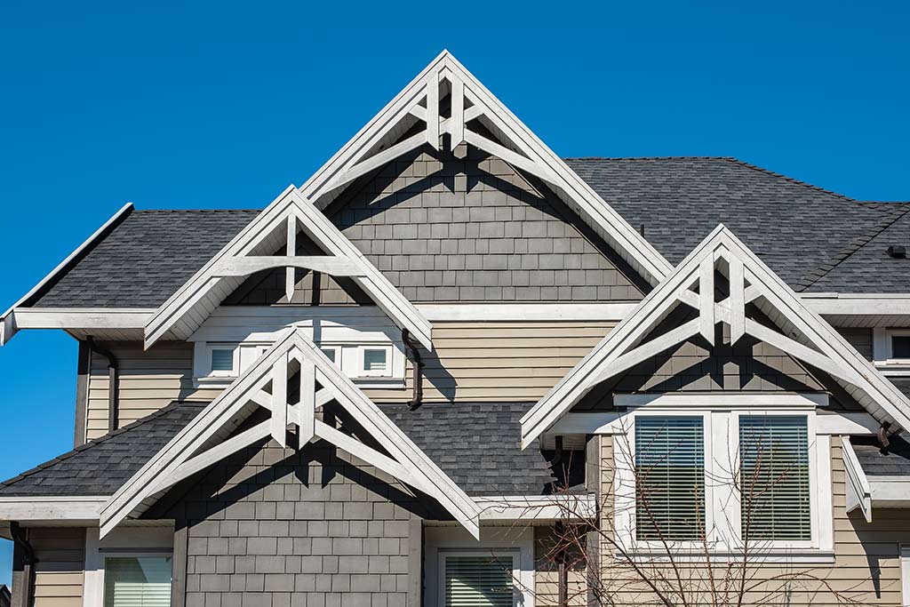 frontal view asphalt roof